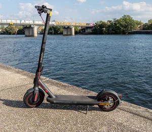 Test Electric Scooter 4 Pro : que vaut la plus performante des trottinettes Xiaomi ?